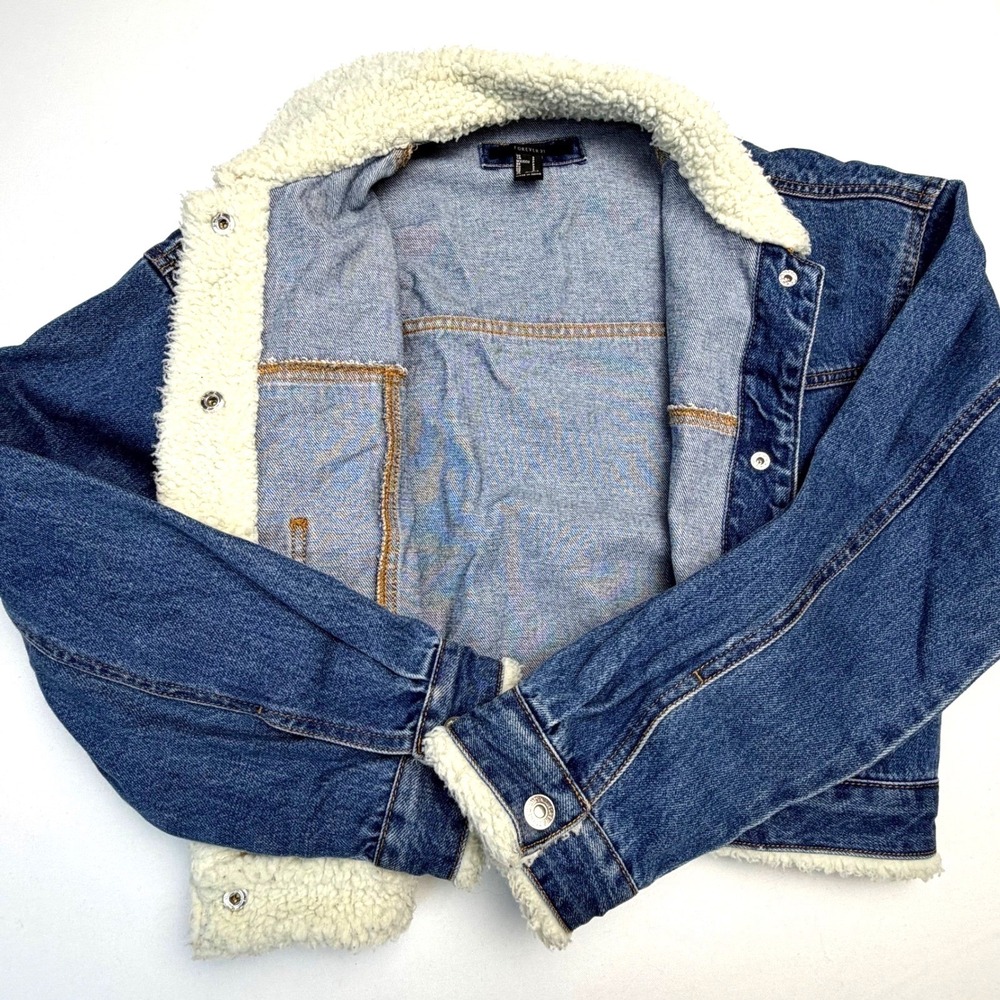Y2K Forever 21 Sherpa Lined Trucker Denim Jacket Blue Medium Wash Faux Fur Small - Picture 4 of 11
